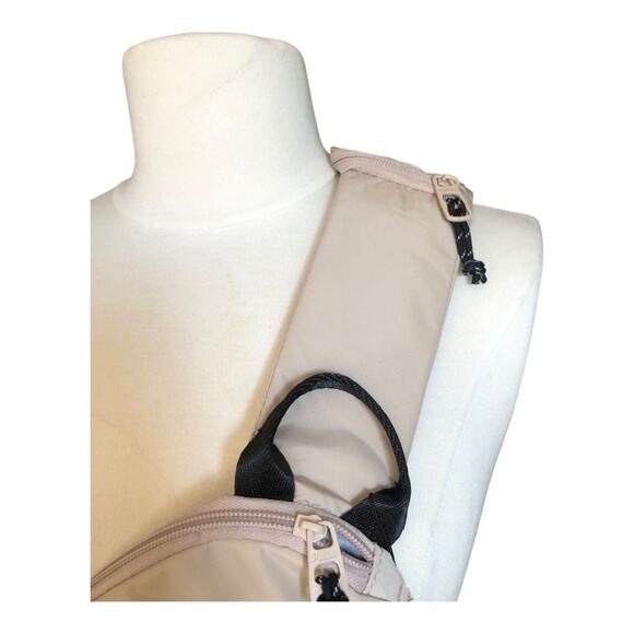 PUMA NWT Myraid Adjustable Multi Compartments Sling Bag Crossbody Fanny Pack - Picture 4 of 15